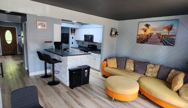 Stylish Baltimore Stay, Cozy & Convenient in Baltimore