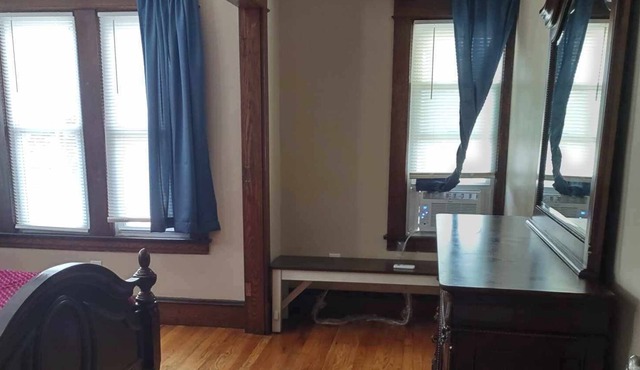 Sunny & Bright 2nd floor apartment! in Holyoke