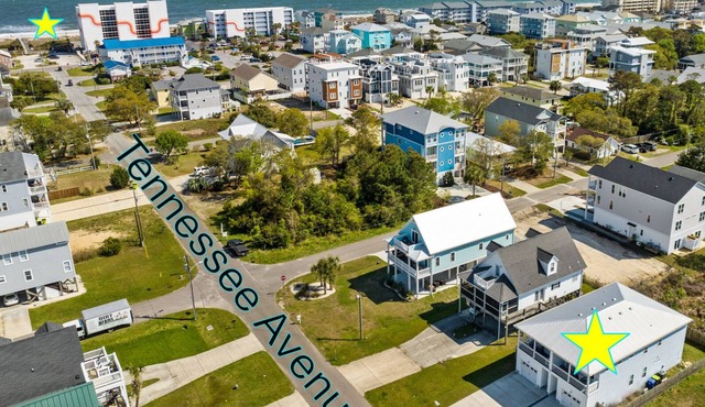 T2 Carolina Beach House (3 blocks from the beach) in Carolina Beach