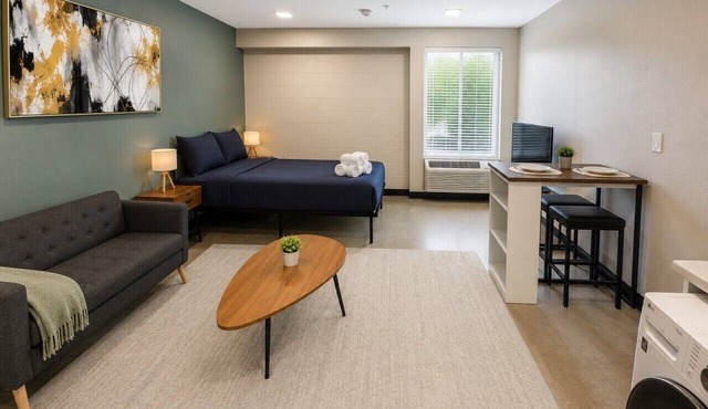 The Foundry Studio | Downtown Retreat St4