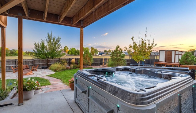 The Great Escape | 6BR Gym Hot Tub Pets OK!