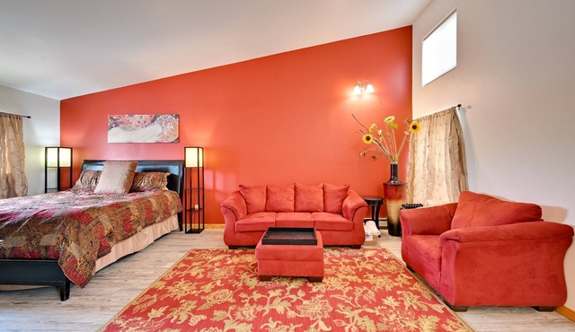 The Open-Plan Penthouse