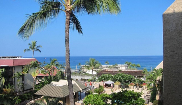 The Seaview at Kona Pacific, 5th floor, Ocean view, 1 Bed/2 Bath