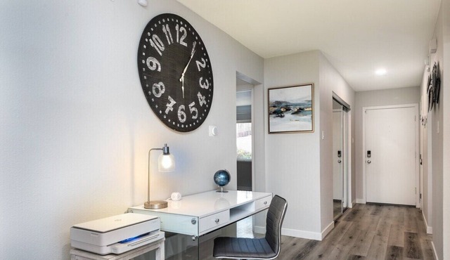 This apartment is a 2 bedroom(s), 1 bathrooms, located in Thousand Oaks, CA. in Thousand Oaks