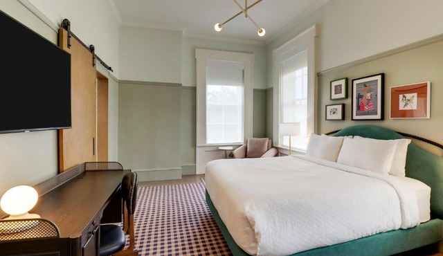 Trilogy Hotel Montgomery, Autograph Collection