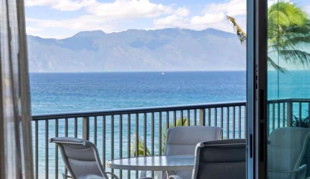 Whaler Resort 508- Fully remodeled Whaler condo, stunning Kaanapali Beach Black Rock view