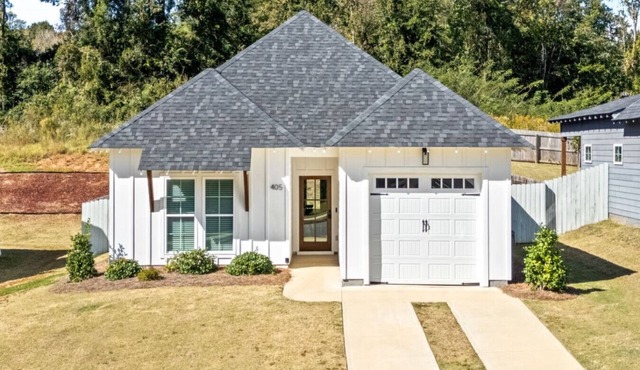 Your Auburn Home Away From Home – Minutes from Campus