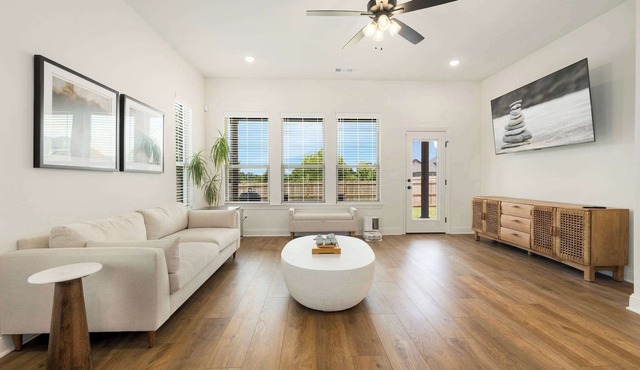 Zen Spot-4 mi to Promenade & Amp-Private Office