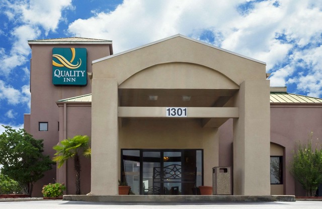 Quality Inn 