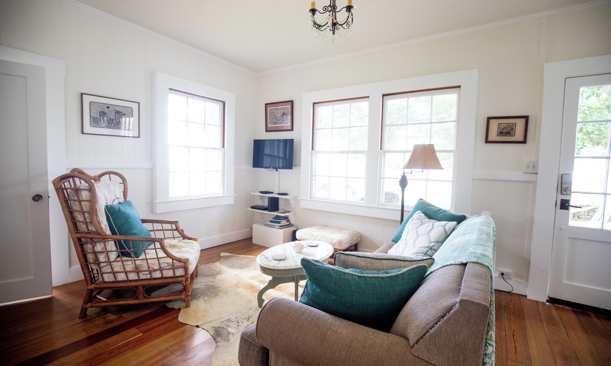 Hawi Hotel | Puakea Ranch