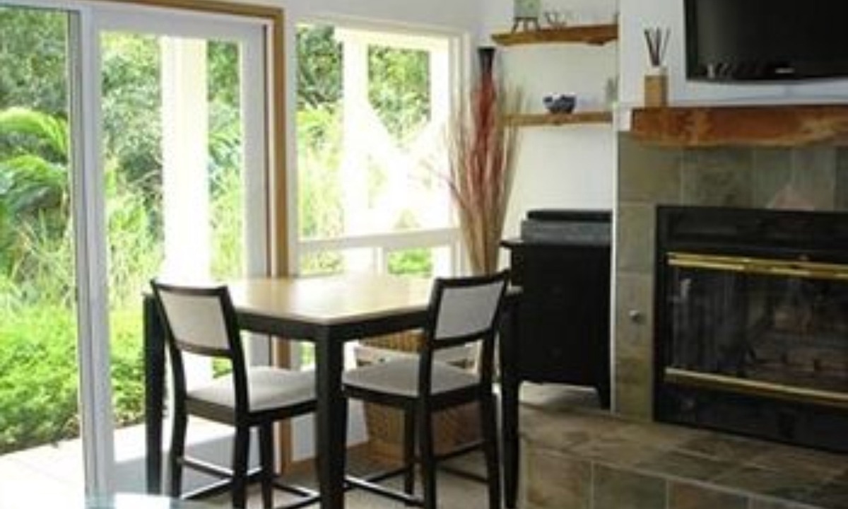Pauwela Bed & Breakfast | Bamboo Valley Inn