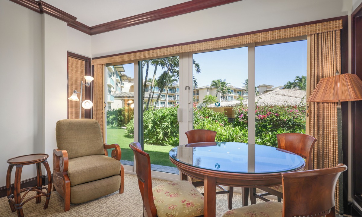 Wailua Hotel | Waipouli Beach Resorts & Spa Kauai by OUTRIGGER