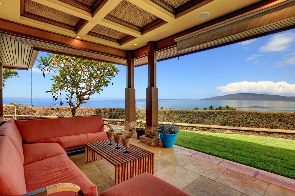Historic Lahaina Front Street House | Serene and Peaceful with Heated Pool