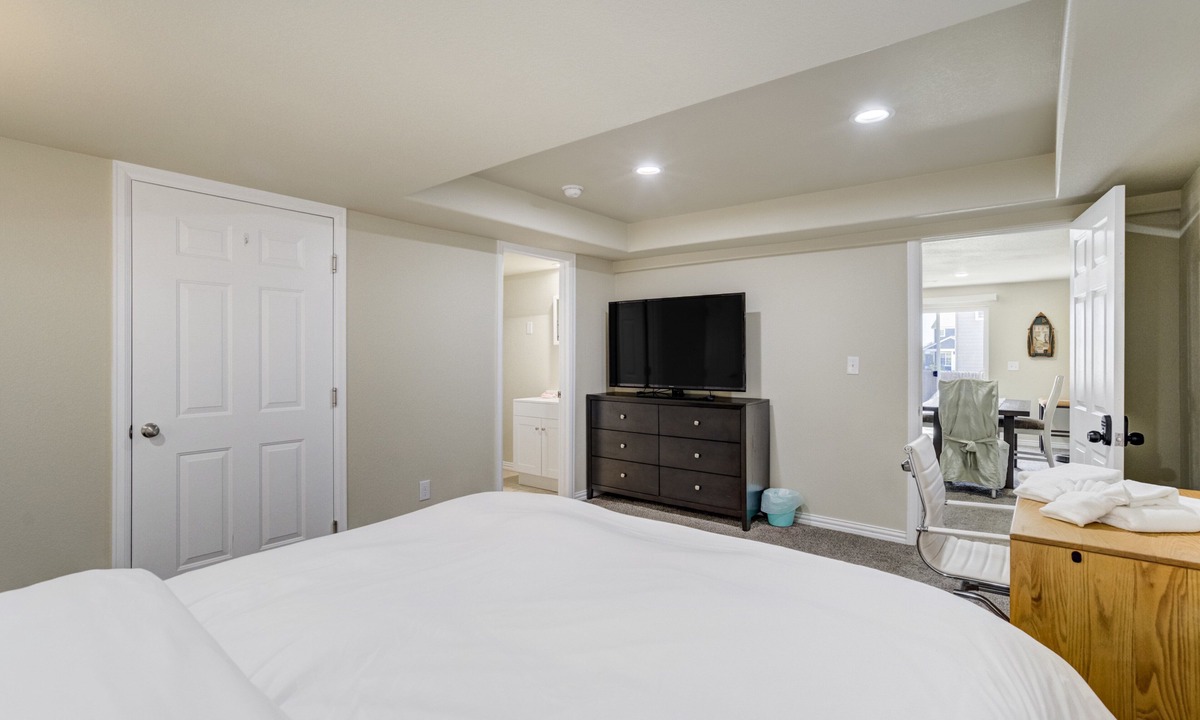 Fountain House | 1415 Legend Oak - Basement
