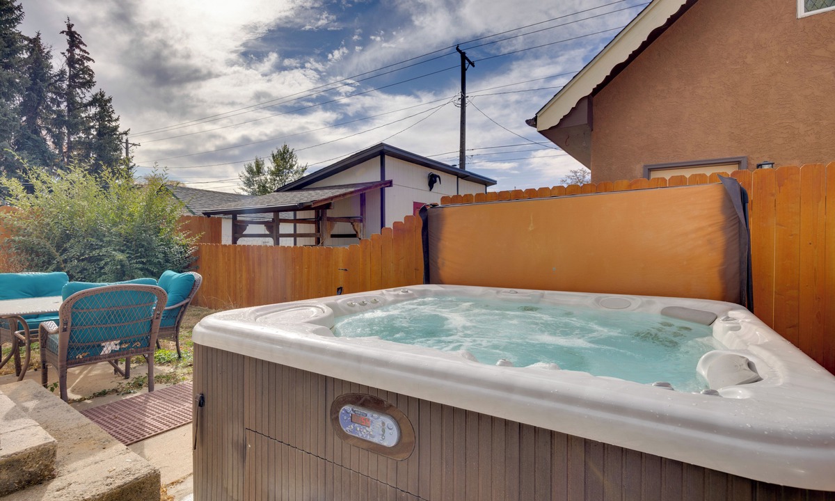 Old North End Cottage | 2 Mi to Dtwn: Colorado Springs Gem w/Hot Tub!