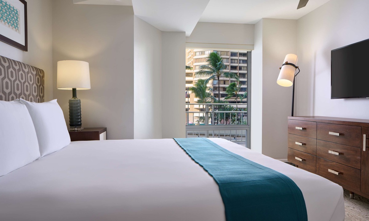 Waikiki Hotel | Ilikai Hotel & Luxury Suites