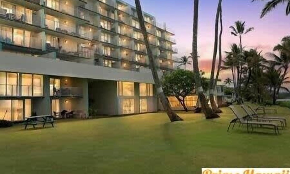 Punaluu Condo | Oceanfront Condo w/Pool & Beach Access