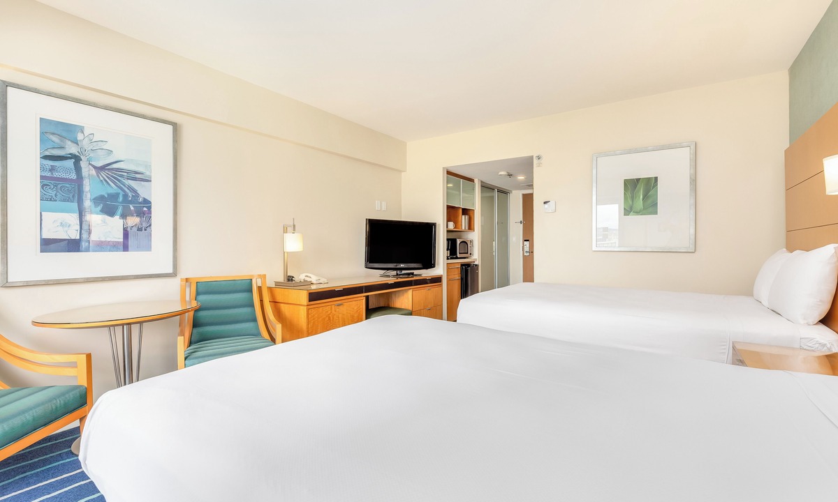 Ala Moana Apartment | Castle at Ala Moana Hotel