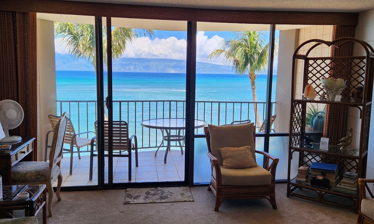 Kahana Condo | VIR #409 Upper West Maui Oceanfront Condo - Kahana