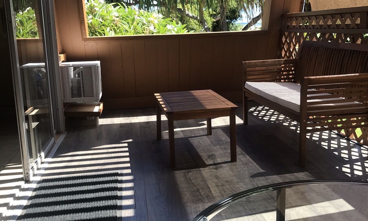 Kaunakakai Apartment | Hotel Moloka’i - AC, Ocean Side, Pool, BBQ Grills, Kitchenette, Lanai, Wifi.