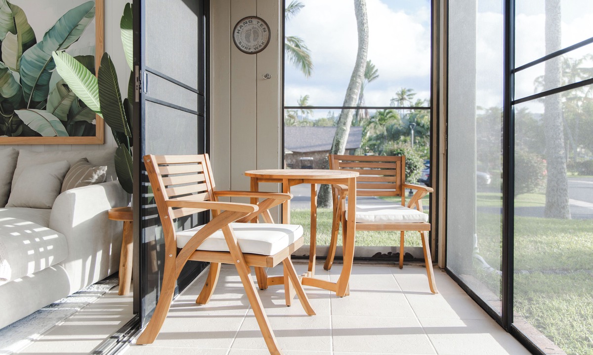 Kahuku Condo | Turtle Bay Renovated Luxury Condo Walk to Beach King Bed AC