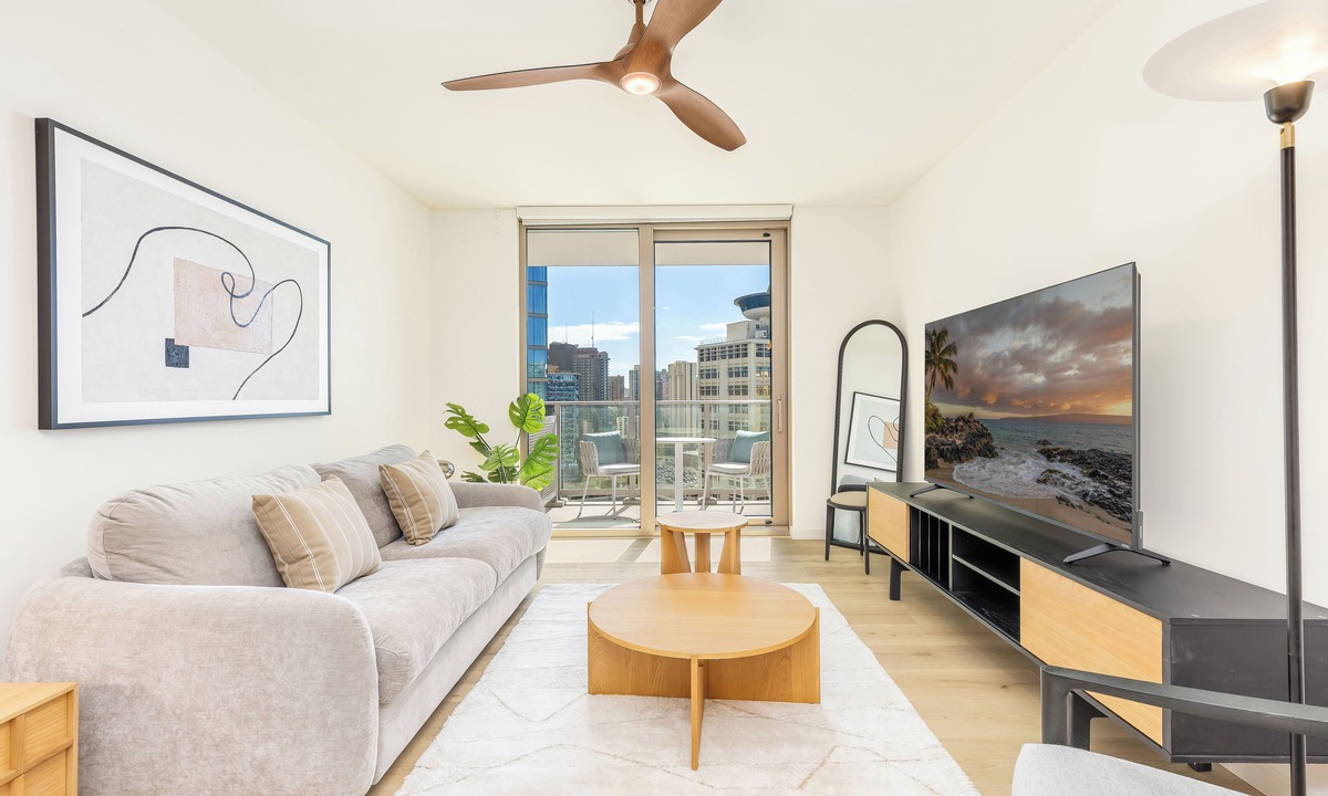 Ala Moana Condo | Luxury Ocean View High-Rise Condo at Sky Ala Moana w/Amazing Amenities