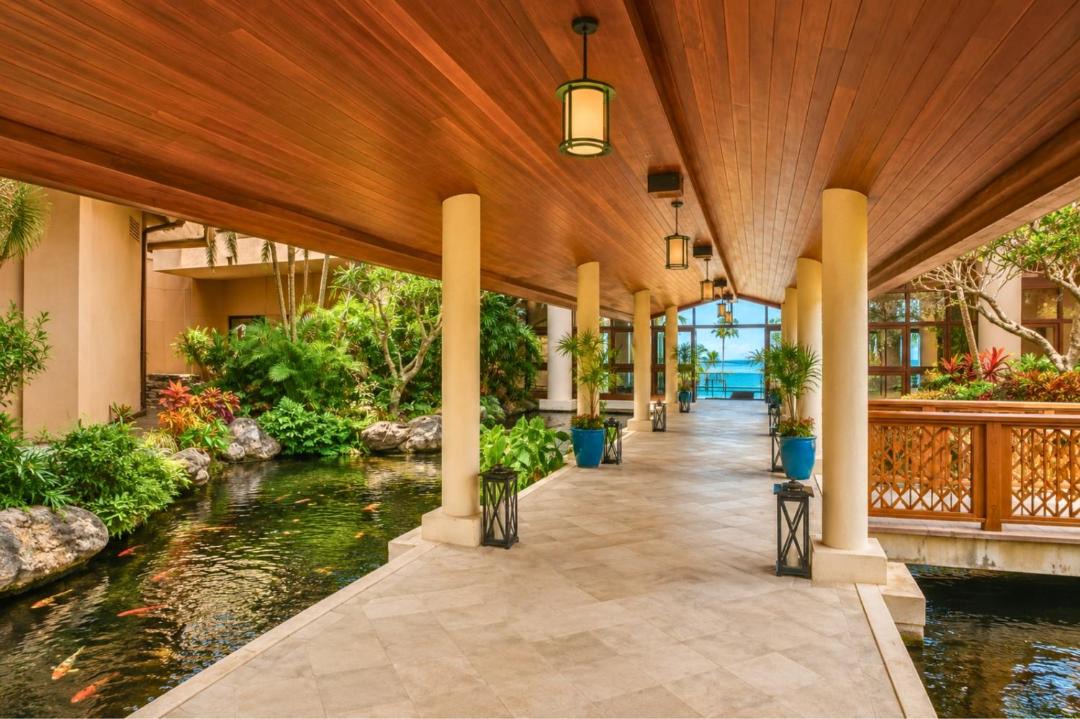 Montage Kapalua Bay Apartment | The Resort at Kapalua Bay Ocean View 3 BR Sleeps 10 Luxury Resort Living Complimentary Car with 6 Nights MON-1303 by KBM