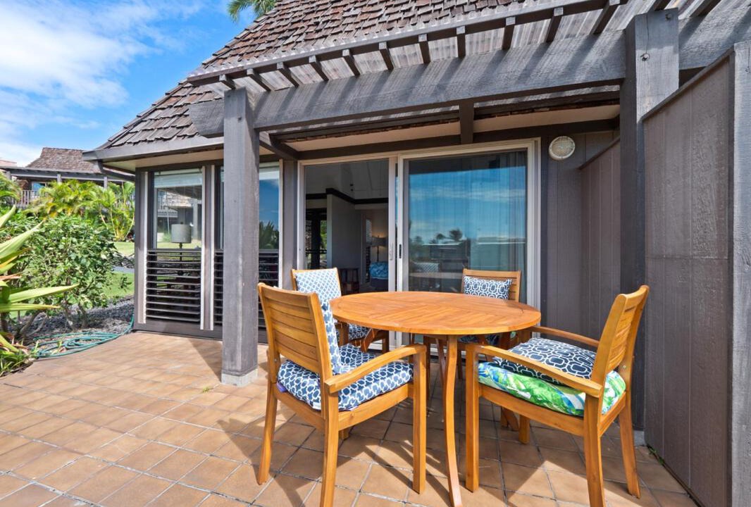 Punaluu Apartment | #04 Black Sand Beach Condo