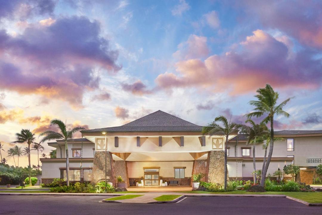 Laie Hotel | Courtyard by Marriott Oahu North Shore - No Resort Fee
