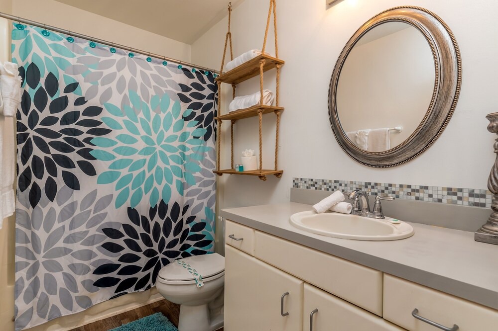 Photo of Bathroom in Dauphin Island