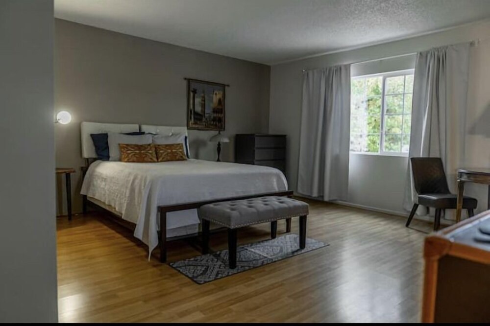 Photo of Bedroom in McNeil Estates