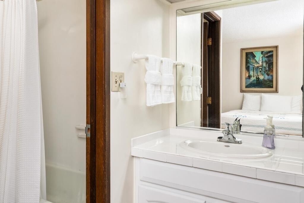 Photo of Bathroom in Historic Kailua Village