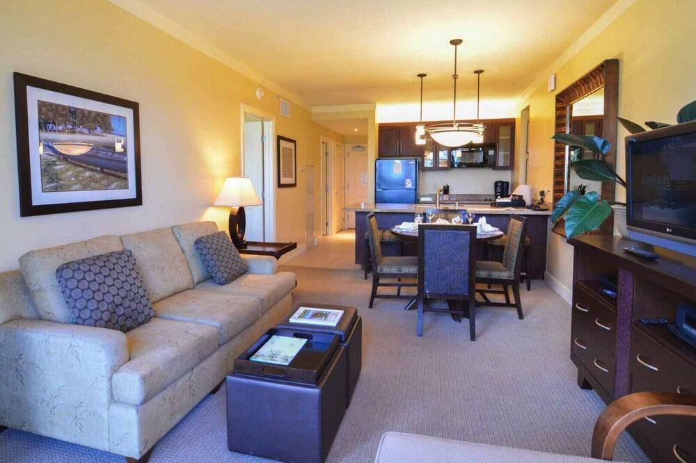 Photo of Livingroom in Lahaina
