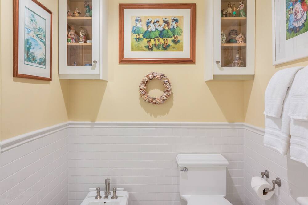 Photo of Bathroom in Kailua