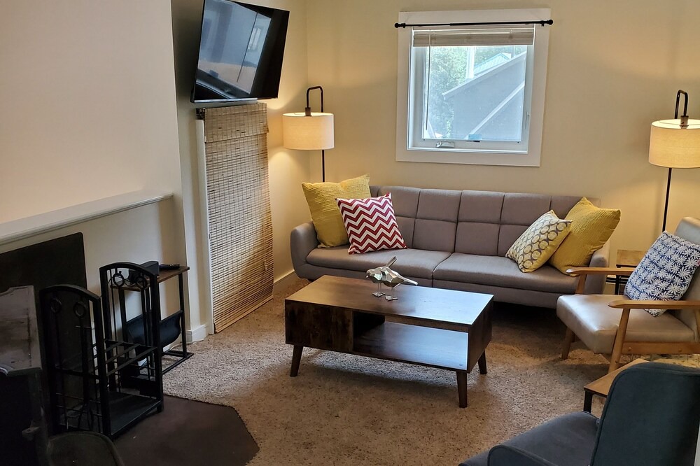 Photo of Livingroom in Minturn