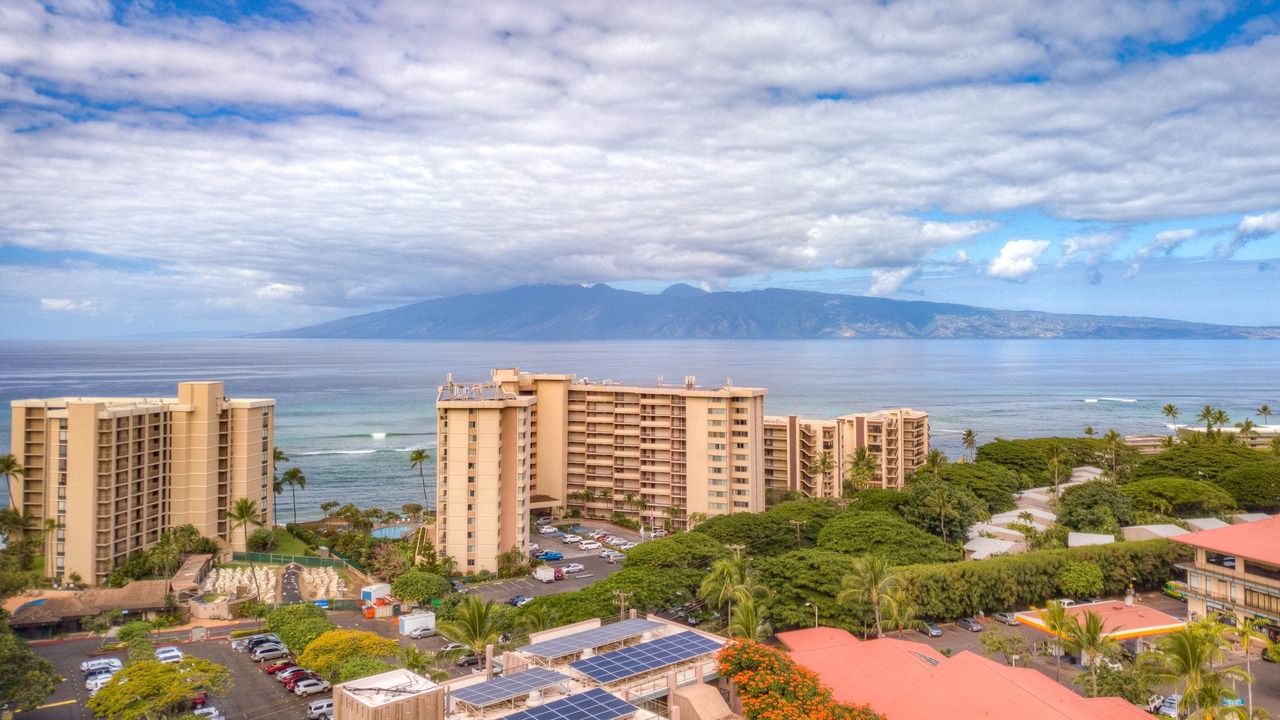 Photo of Others in Kahana