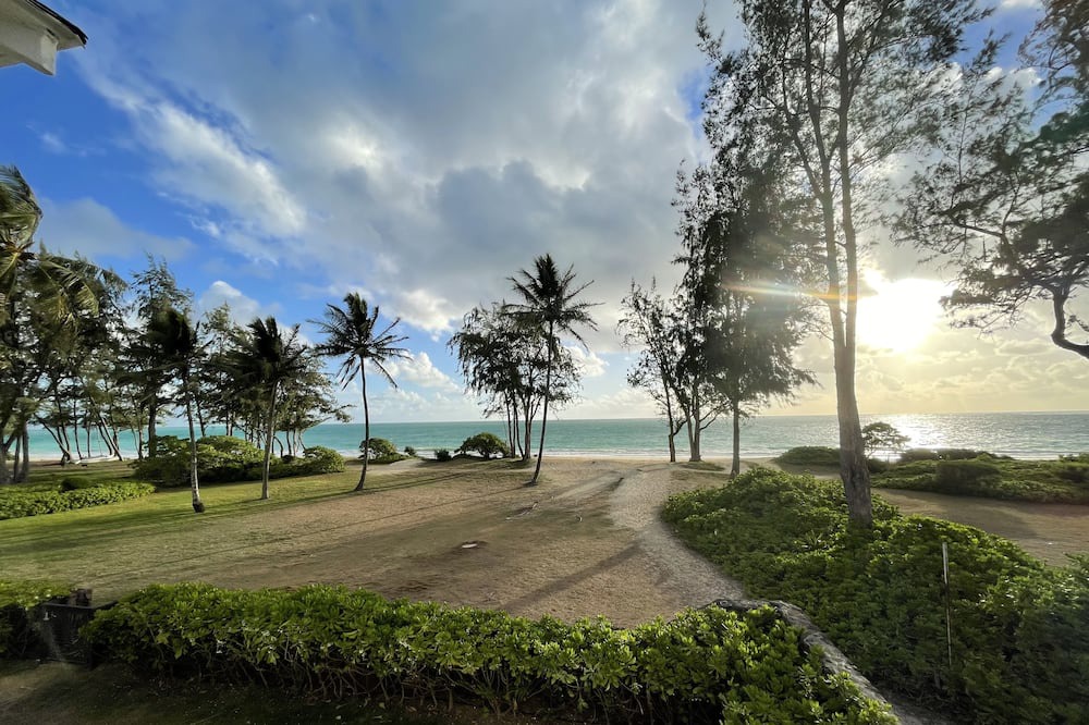 Photo of Others in Waimanalo Beach