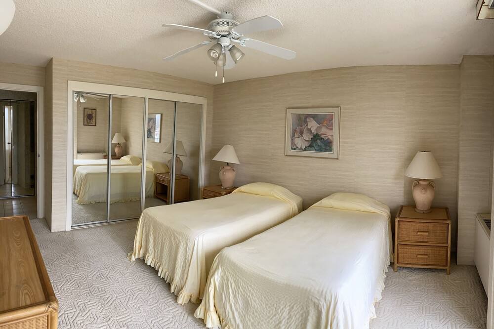 Photo of Bedroom in Hilo