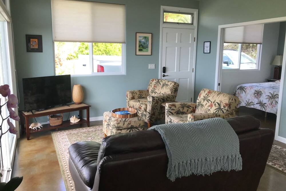 Photo of Bedroom in Holualoa