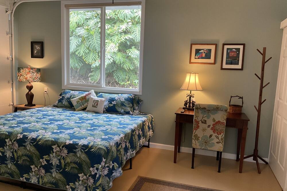 Photo of Bedroom in Holualoa