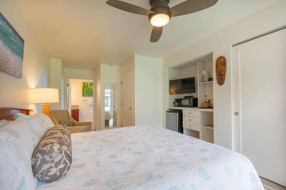 Photo of Kitchen in Wailua