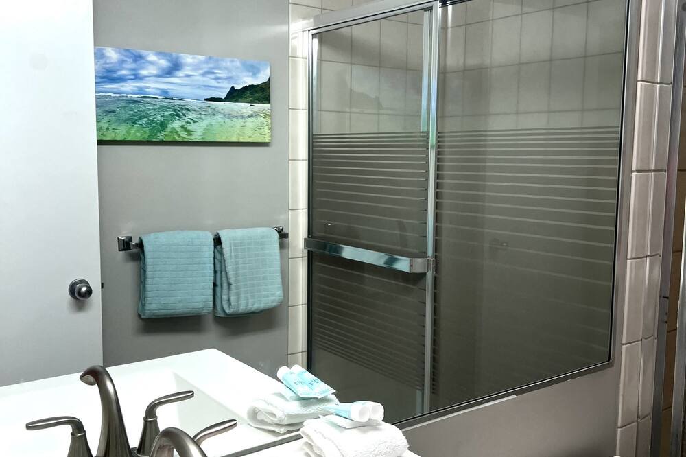 Photo of Bathroom in Kihei