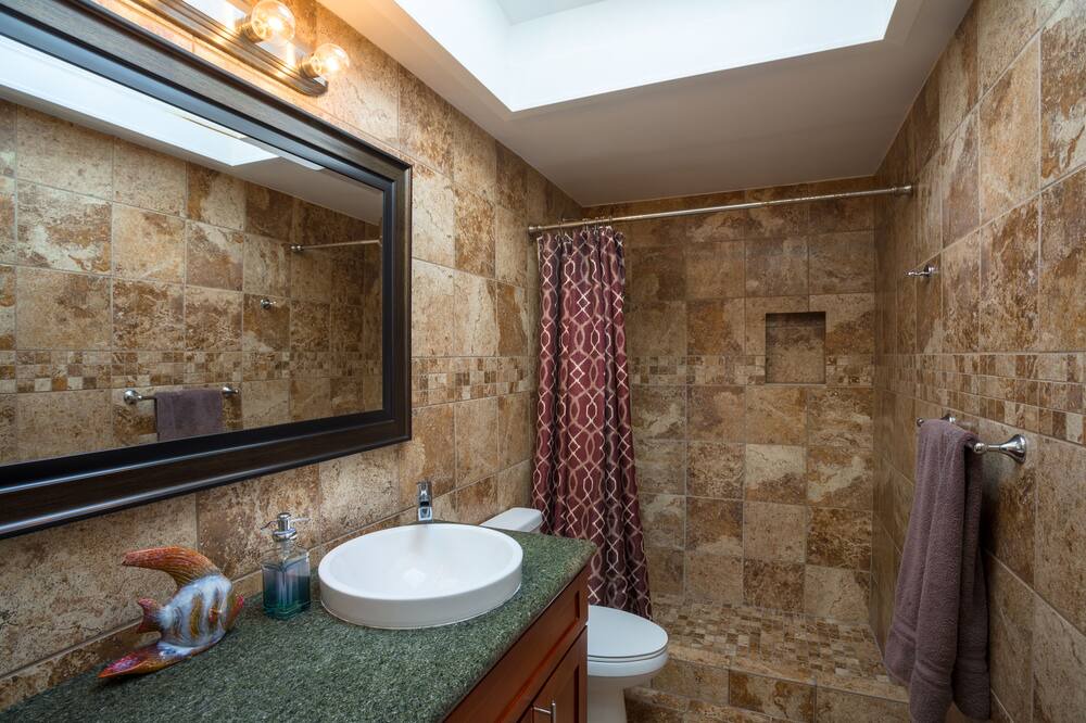 Photo of Bathroom in Portlock