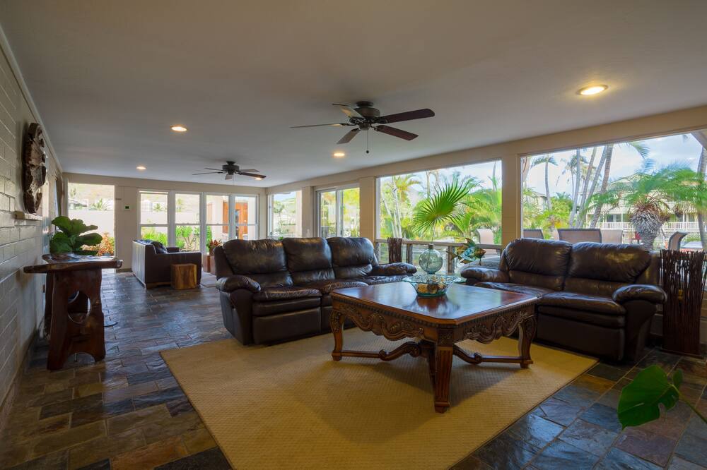 Photo of Bedroom in Portlock
