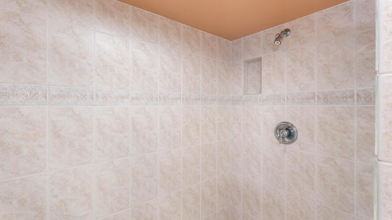 Photo of Bathroom in Historic Kailua Village