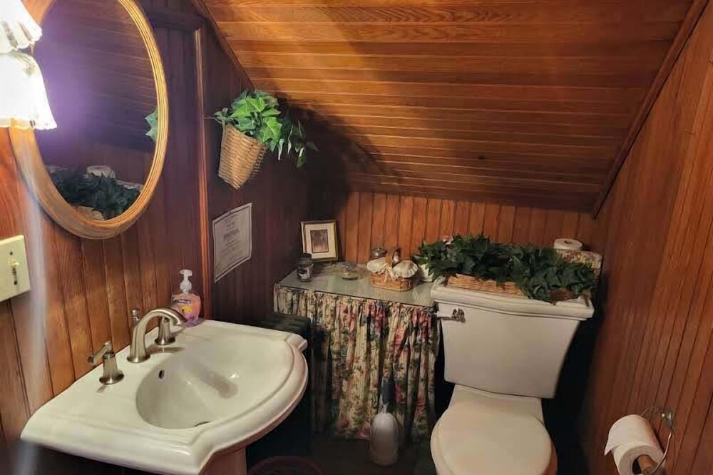 Photo of Bathroom in Eagles Mere