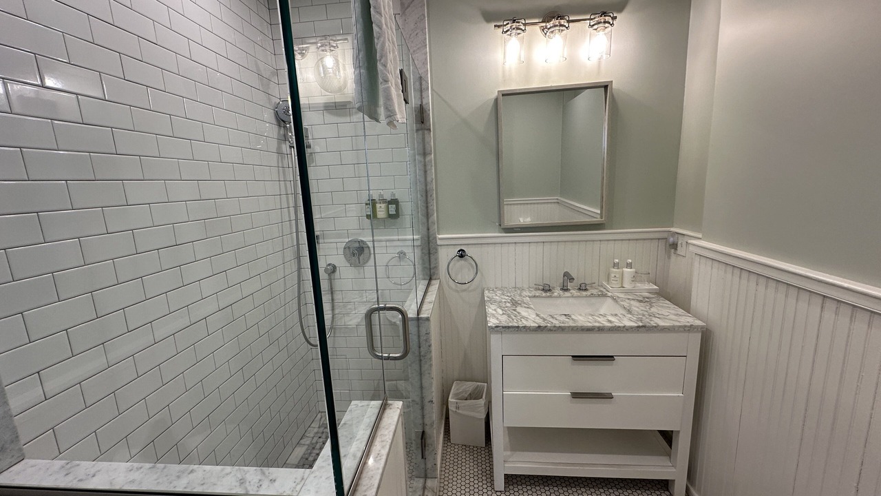 Photo of Bathroom in Historic Hill