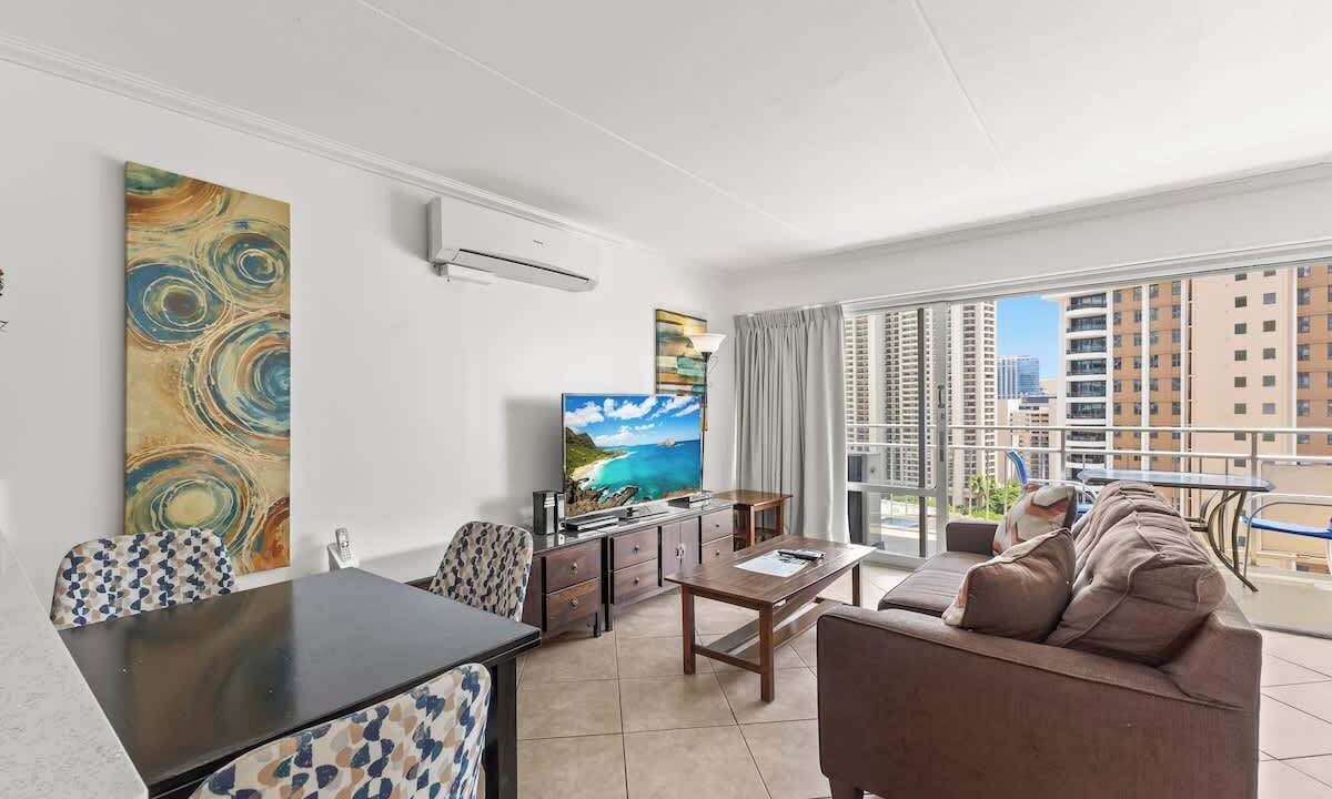 Photo of Bedroom in Waikiki