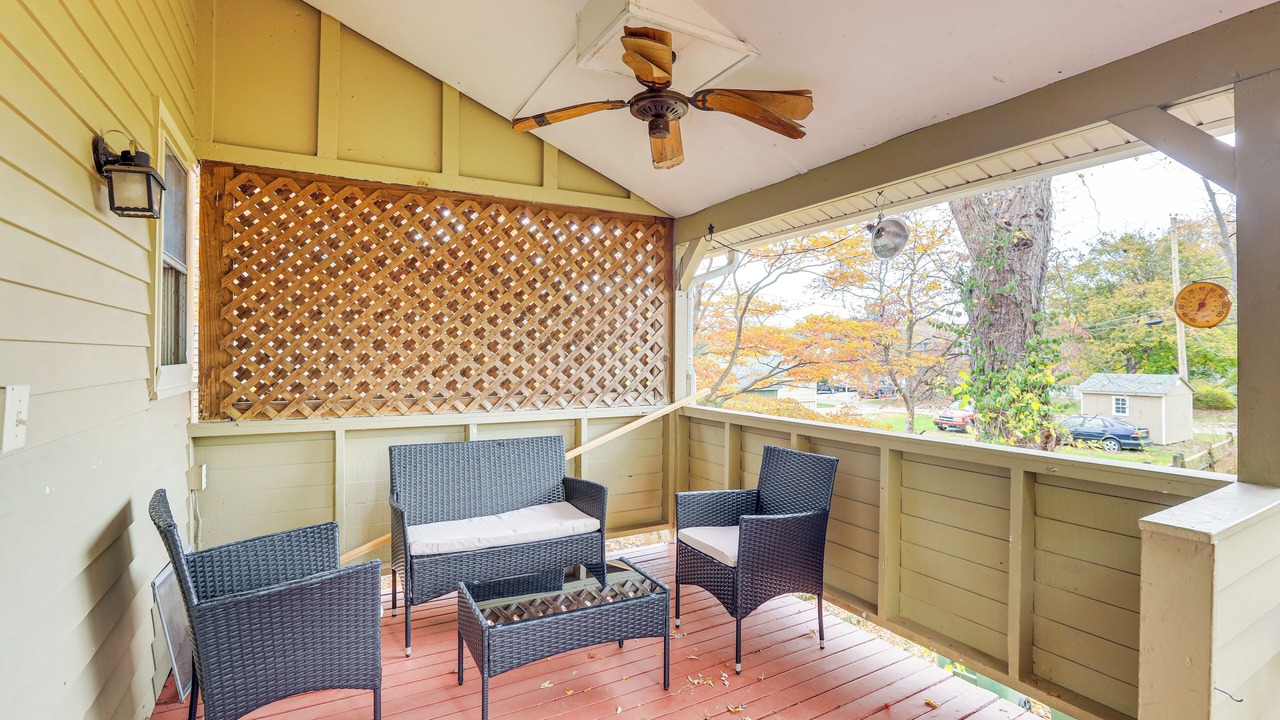 Photo of Others in Bloomsbury