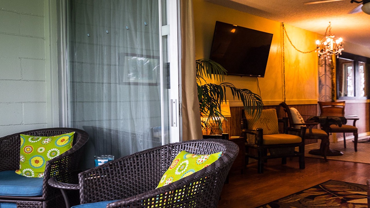 Photo of Patio Balcony in Historic Kailua Village